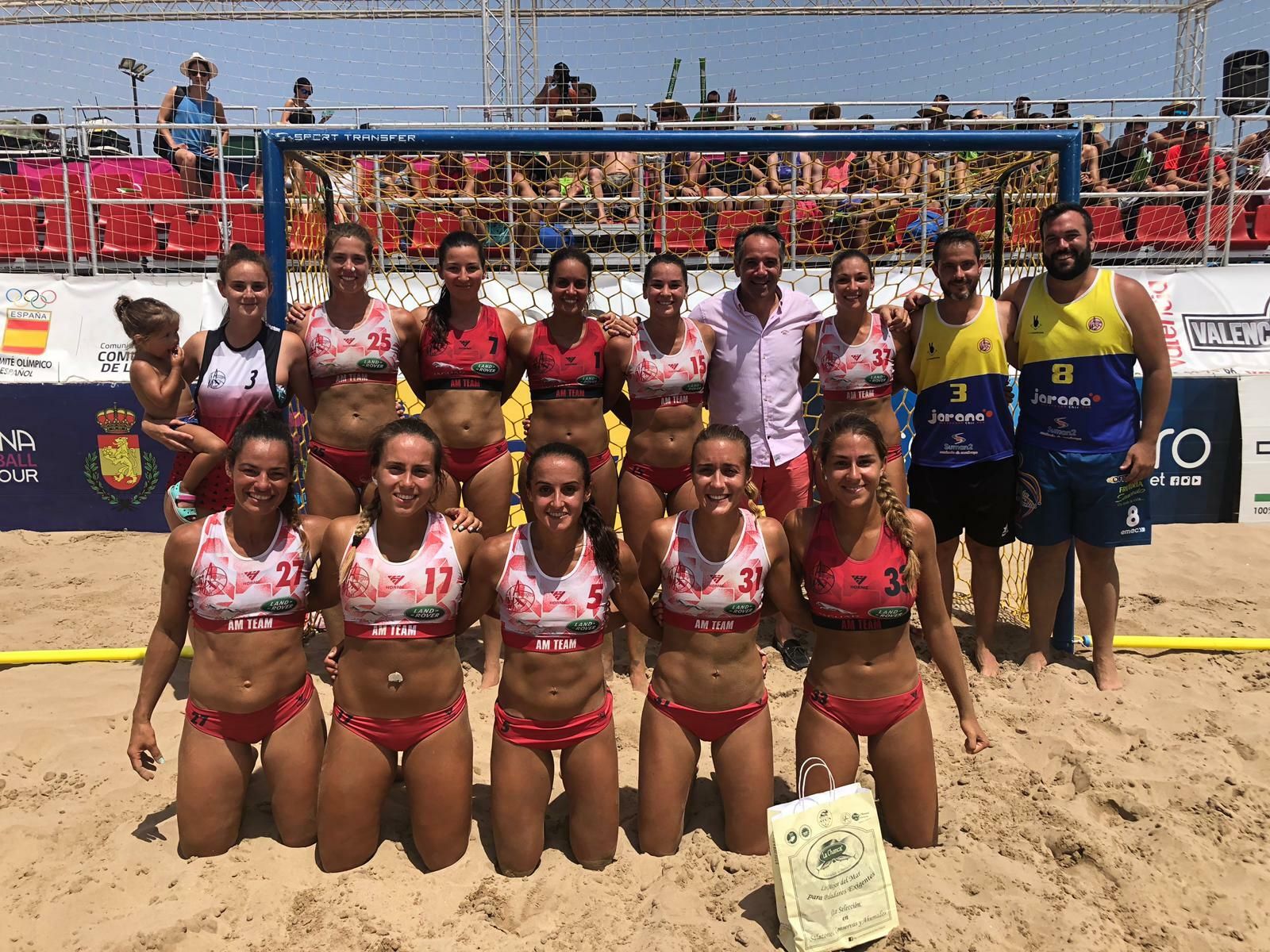 El evento deportivo fue celebrado en la Playa del Cabanyal