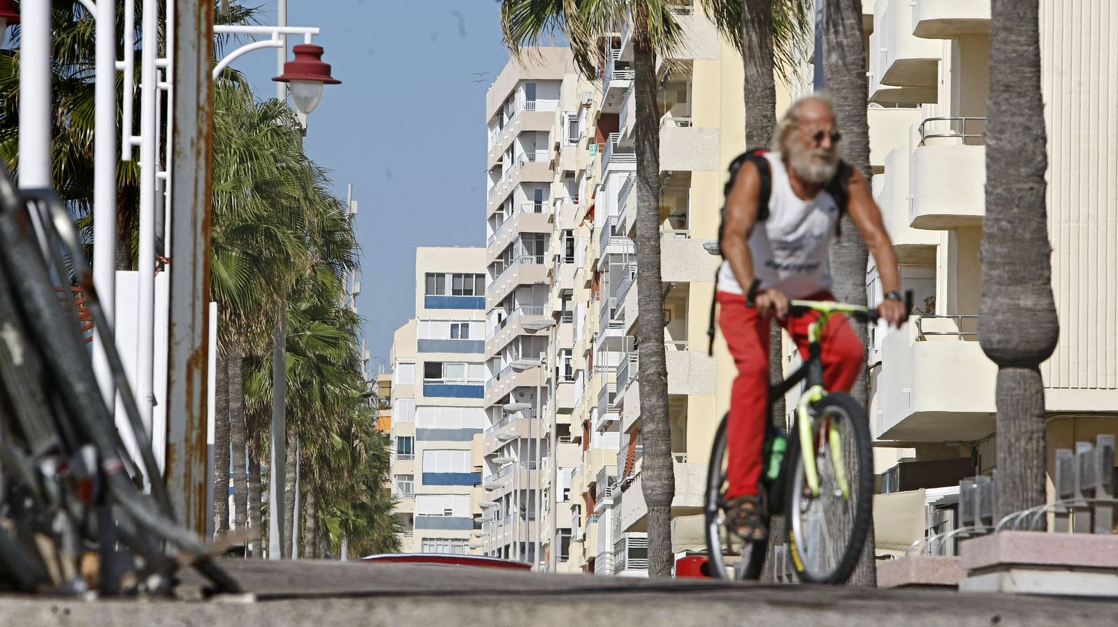 Los sevillanos buscan para comprar una segunda residencia en la zona más cercana a la playa de Cádiz