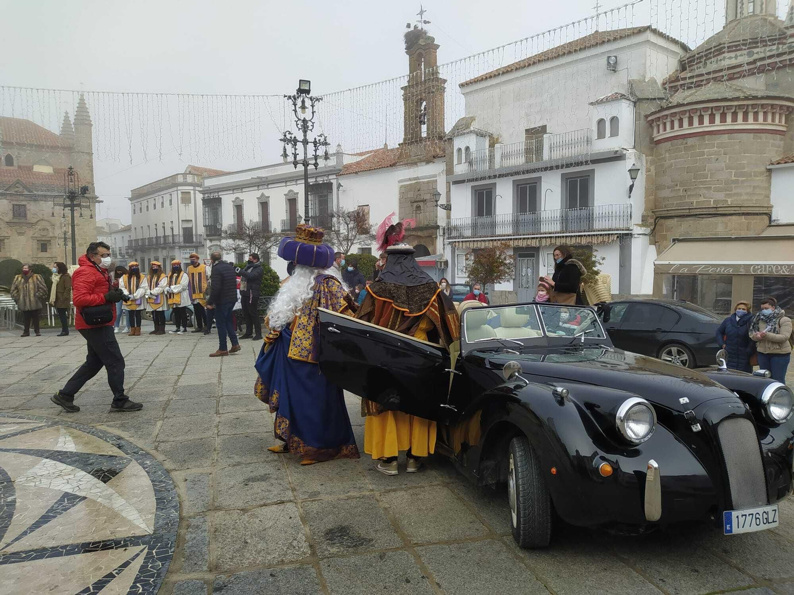 HINOJOSA DEL DUQUE. Las fotografías de las cabalgatas de Reyes Magos en los municipios de Córdoba