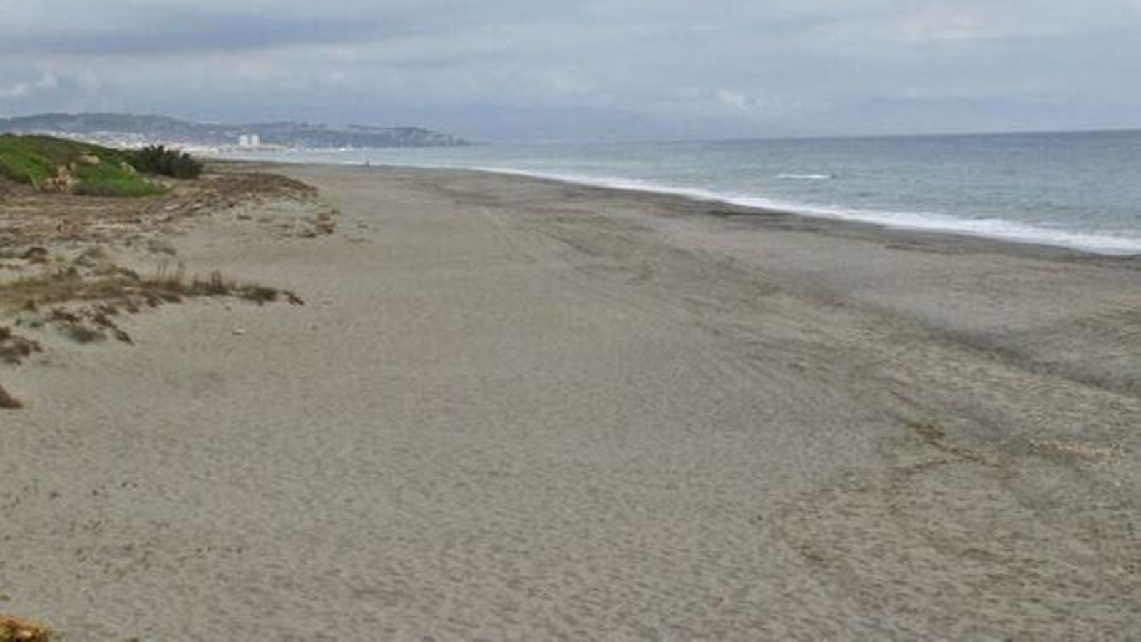 Playa de Guadalquitón.