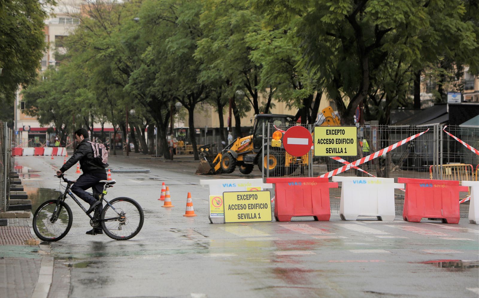 Corte de la avenida Ramón y Cajal el pasado 15 de marzo por el tranvía.