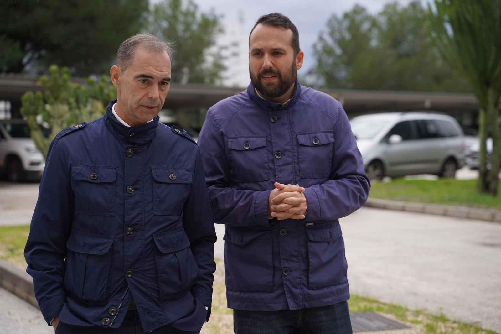 El alcalde, Juan Antonio Lara (I.) y el edil de Agua, Juan Olea.