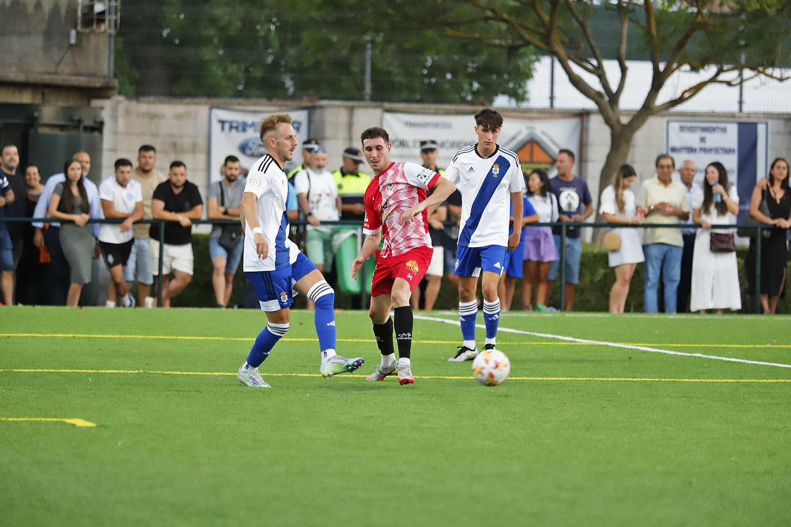 Imágenes del encuentro entre el Trigueros balompié y el Recreativo de Huelva
