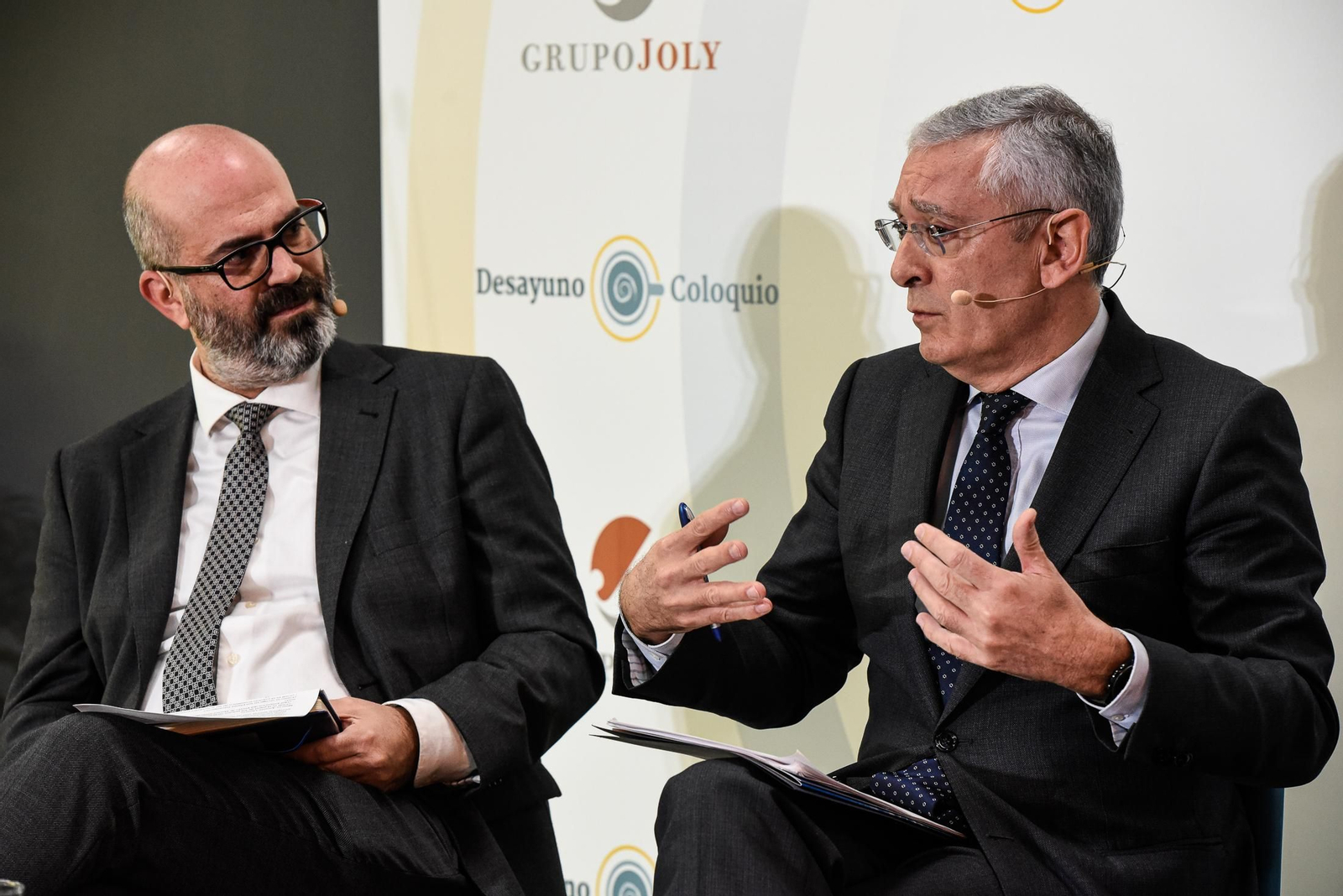 Imágenes del Desayuno Coloquio "Enomía azul, claves para el desarrollo sostenible" organizado por el Grupo Joly