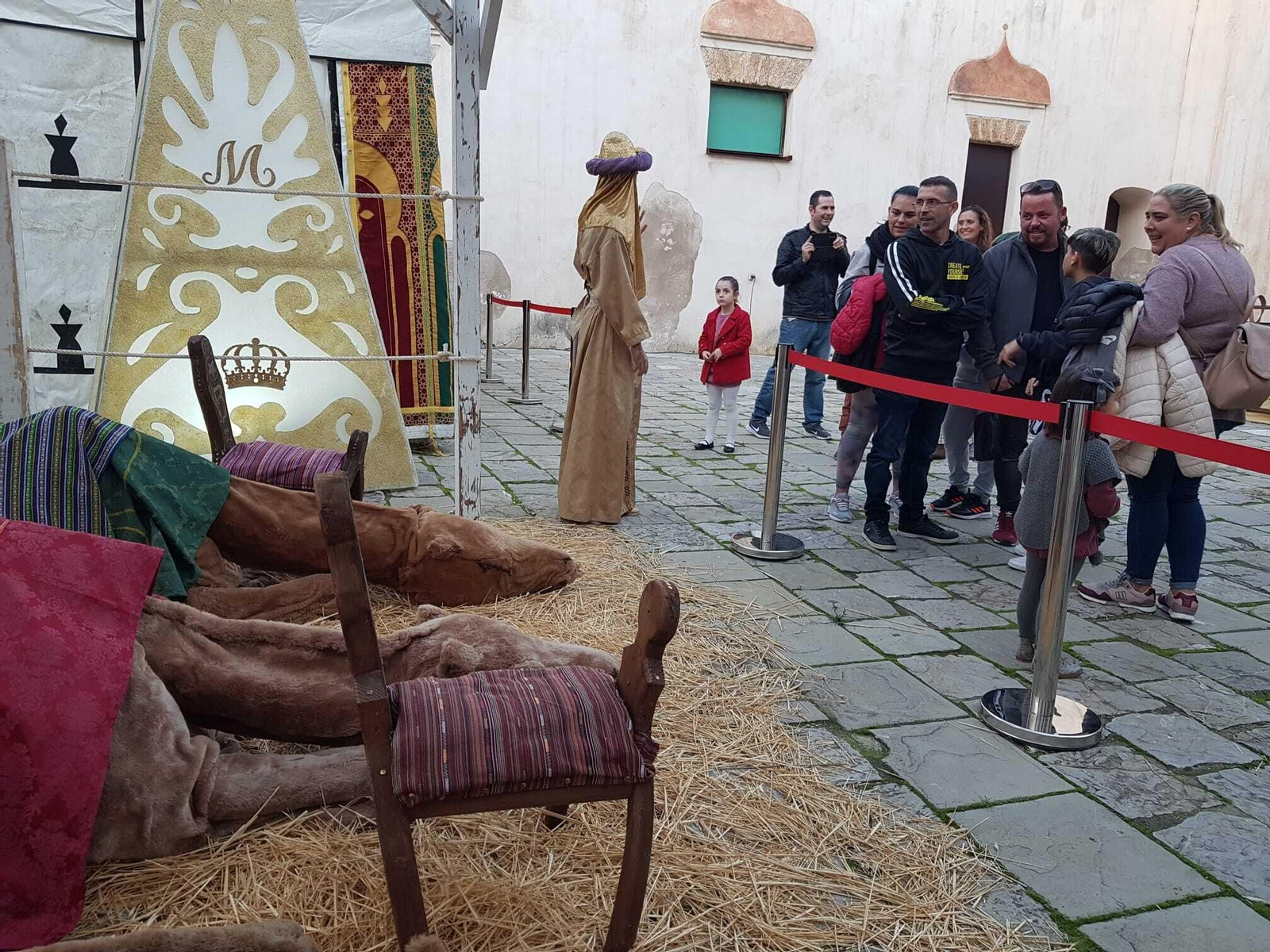 Imágenes de la inauguración de los estancias de los Reyes Magos en San Fernando.