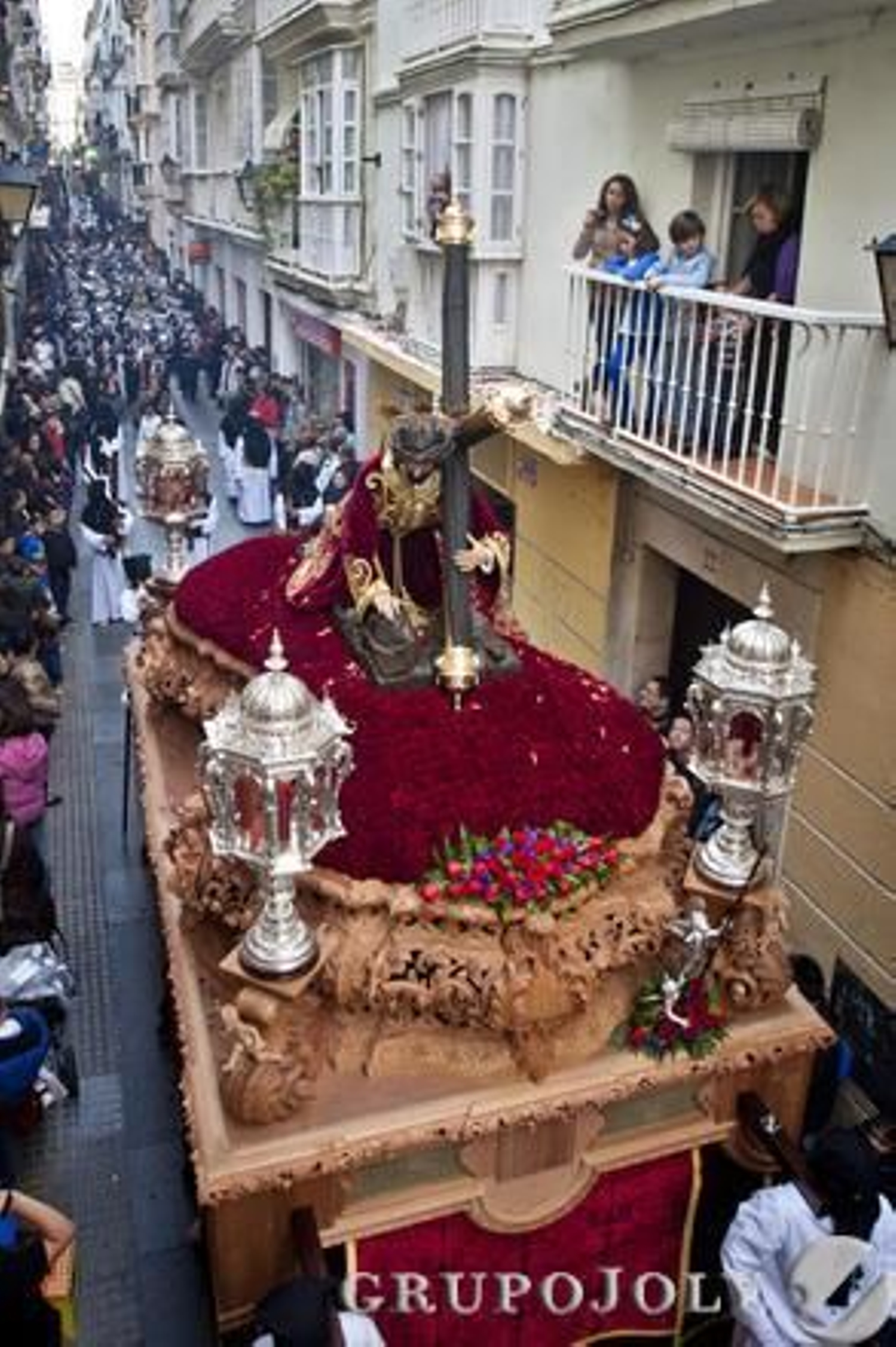 Caído

Fotos: Julio González