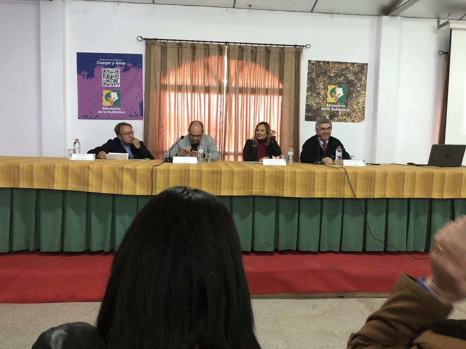 Autoridades durante la jornada desarrollada en Carcabuey.