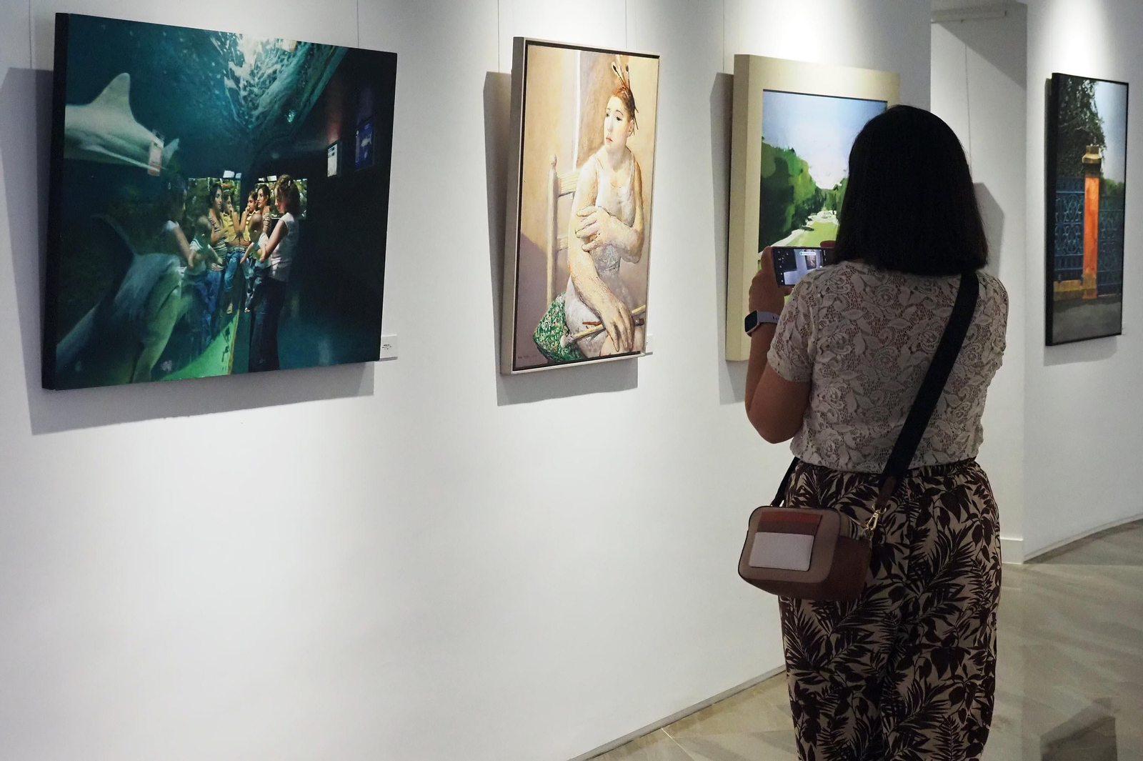 Enrique Romero Santana regresa a Lepe y pone en marcha la primera galería de arte de la ciudad.