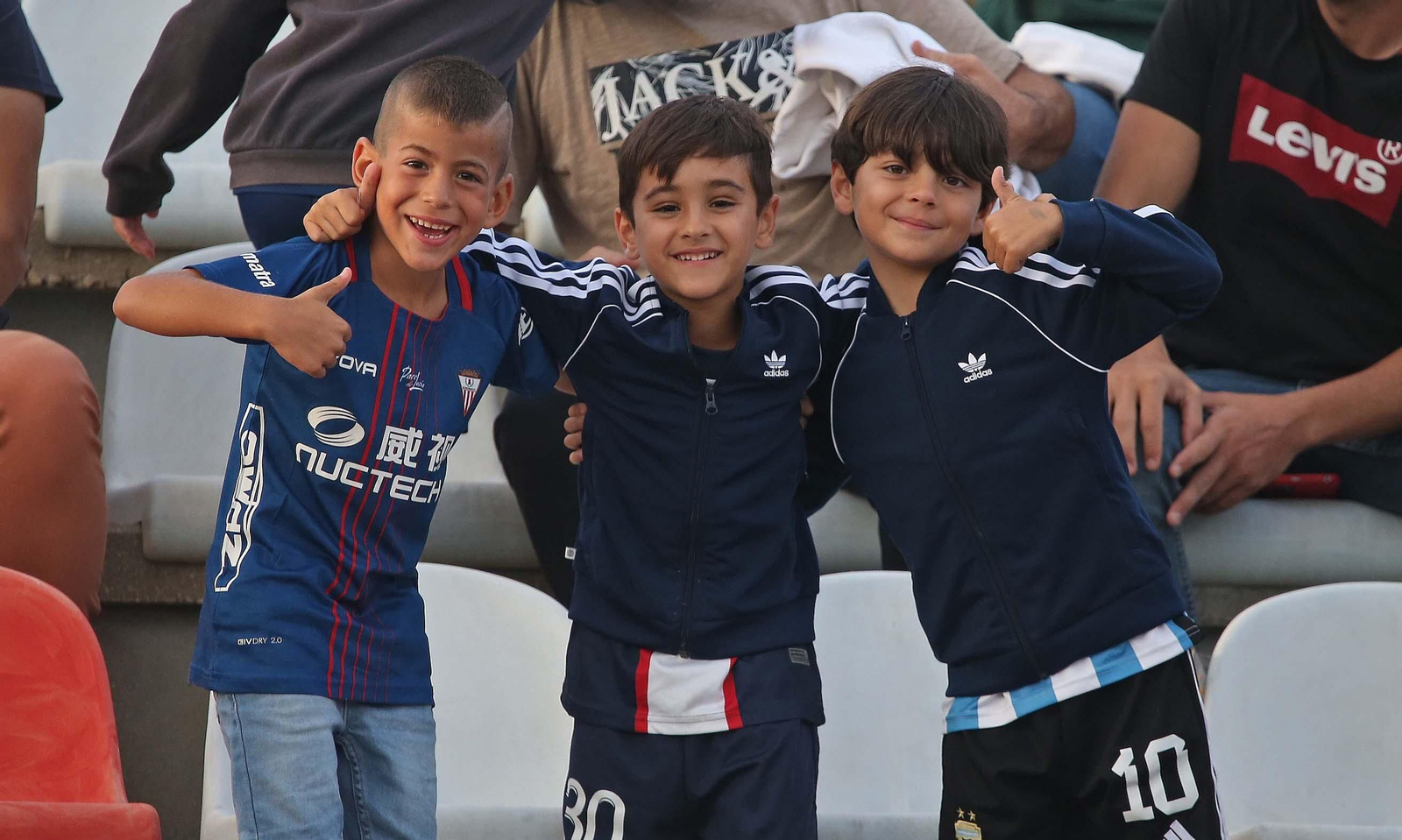 Búscate durante el partido Algeciras CF - Real Madrid Castilla en el Nuevo Mirador
