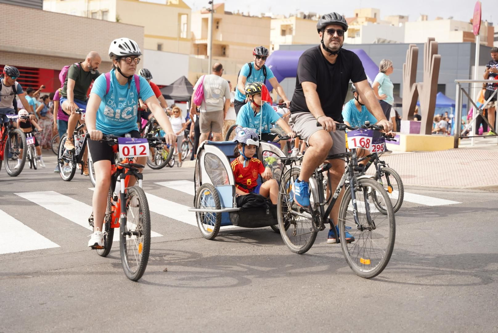 Así se ha vivido el multitudinario Día de la Bici en Huércal de Almería
