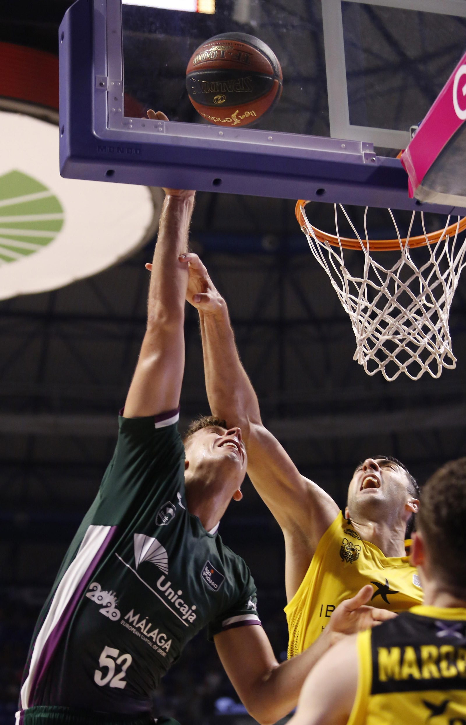 Las fotos del Unicaja - Iberostar Tenerife