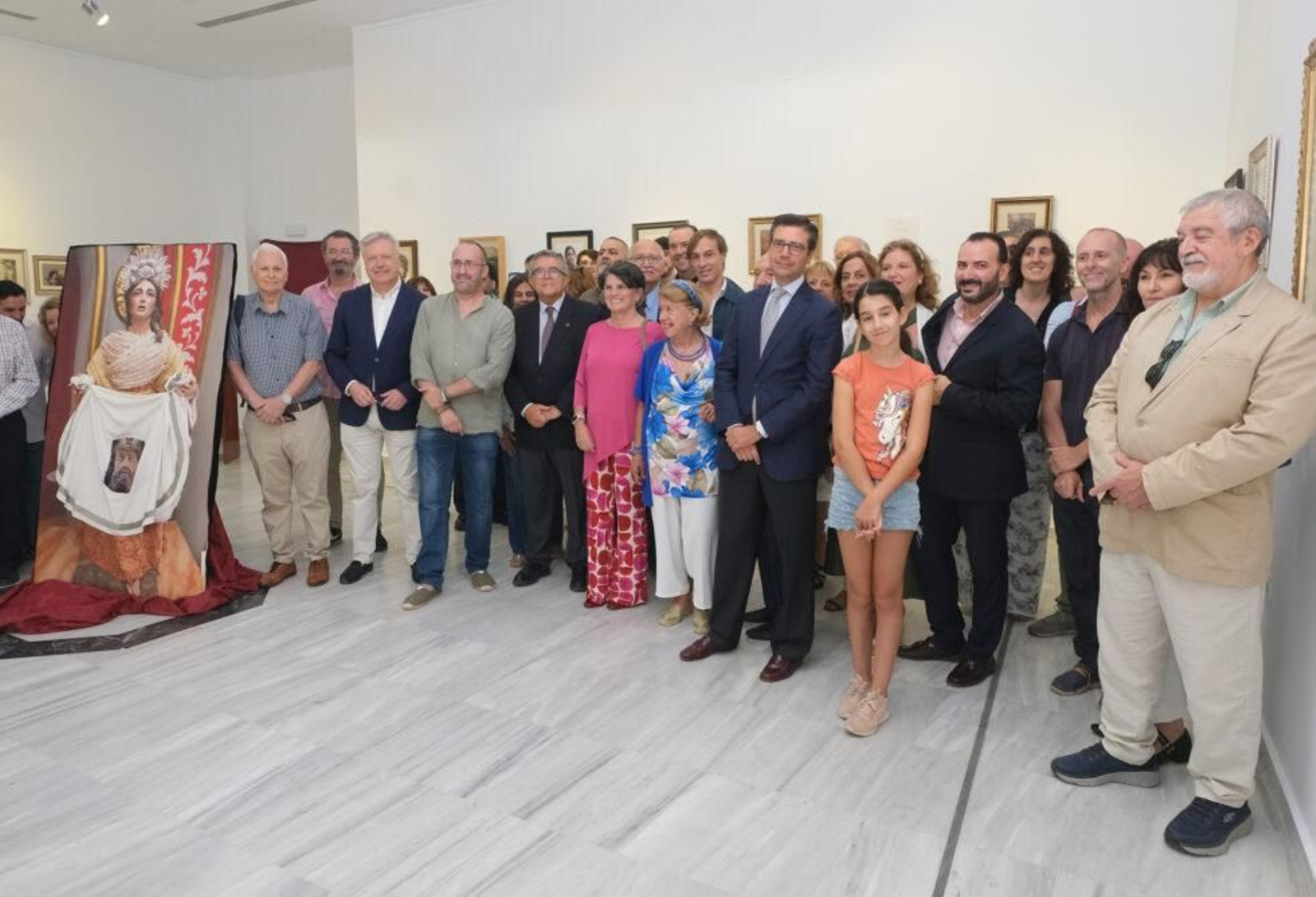 Fotografía del acto inaugural de la exposición