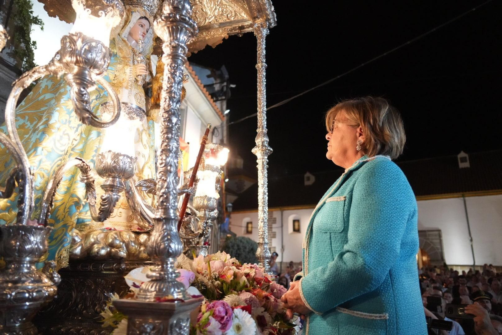 La romería de la Virgen de Luna del Lunes de Pentecostés en Villanueva de Córdoba, en imágenes