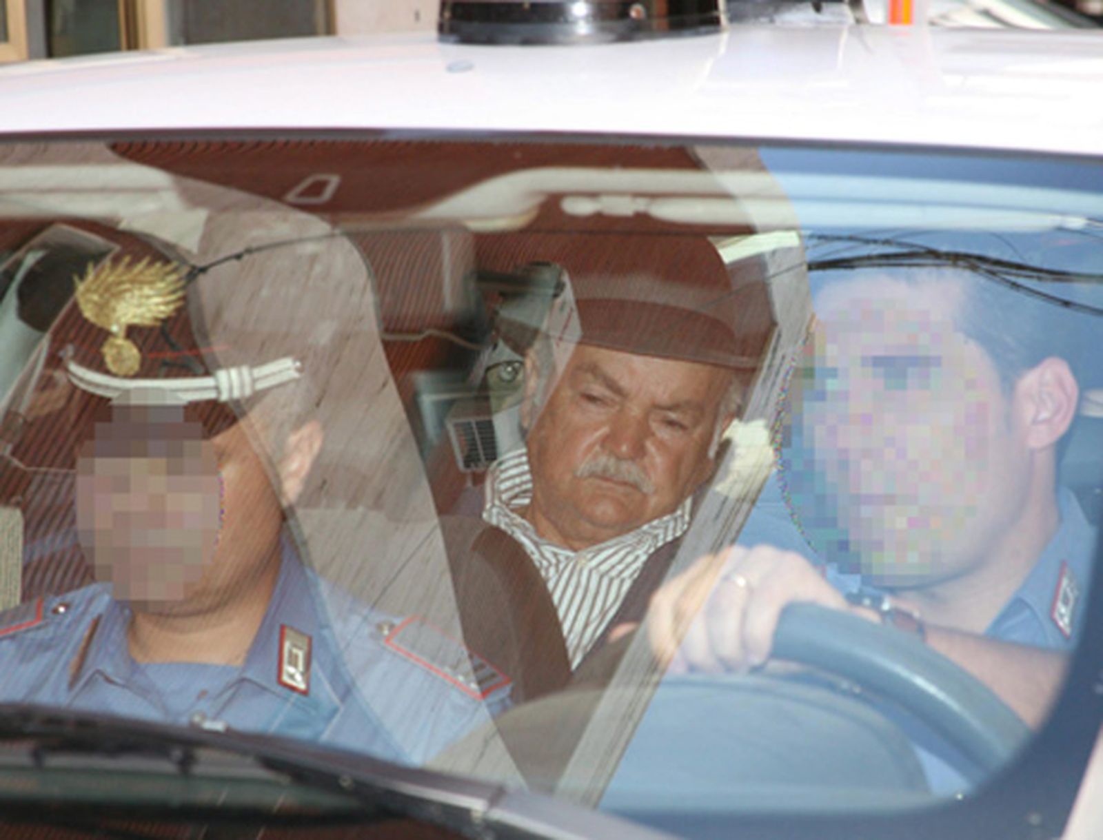 Detienen en Italia a 300 miembros de la mafia calabresa y a su capo