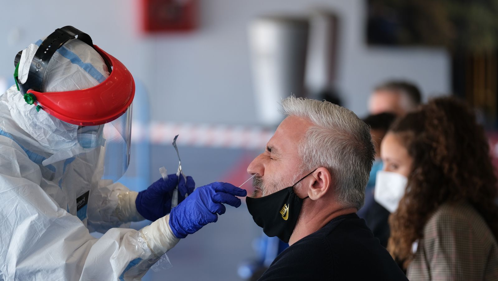 Fotogalería cribado test antígenos COVID-19 en Berja. Almería