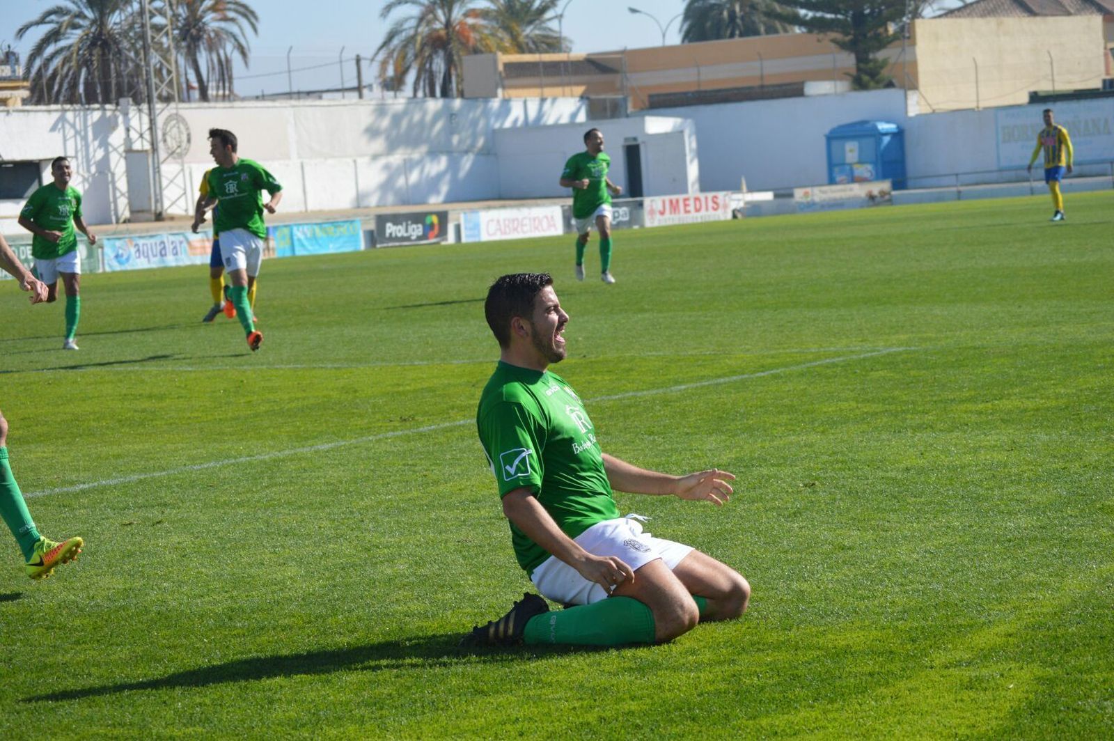 Harana, celebrando el gol que le dio los tres puntos al Rota.