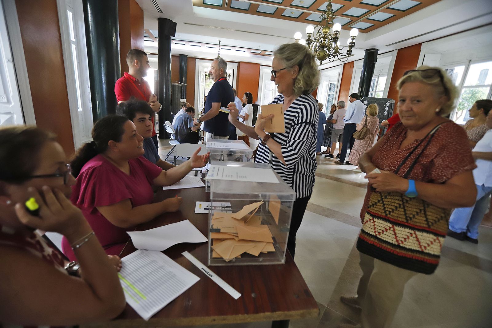 Las fotos de la jornada de Elecciones Generales del 23-J en Huelva