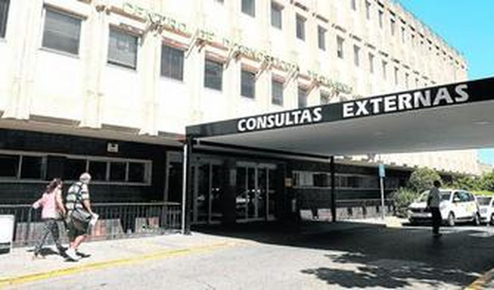 Acceso al Centro de Diagnóstico y Tratamiento de la Unidad del Dolor Virgen del Rocío.