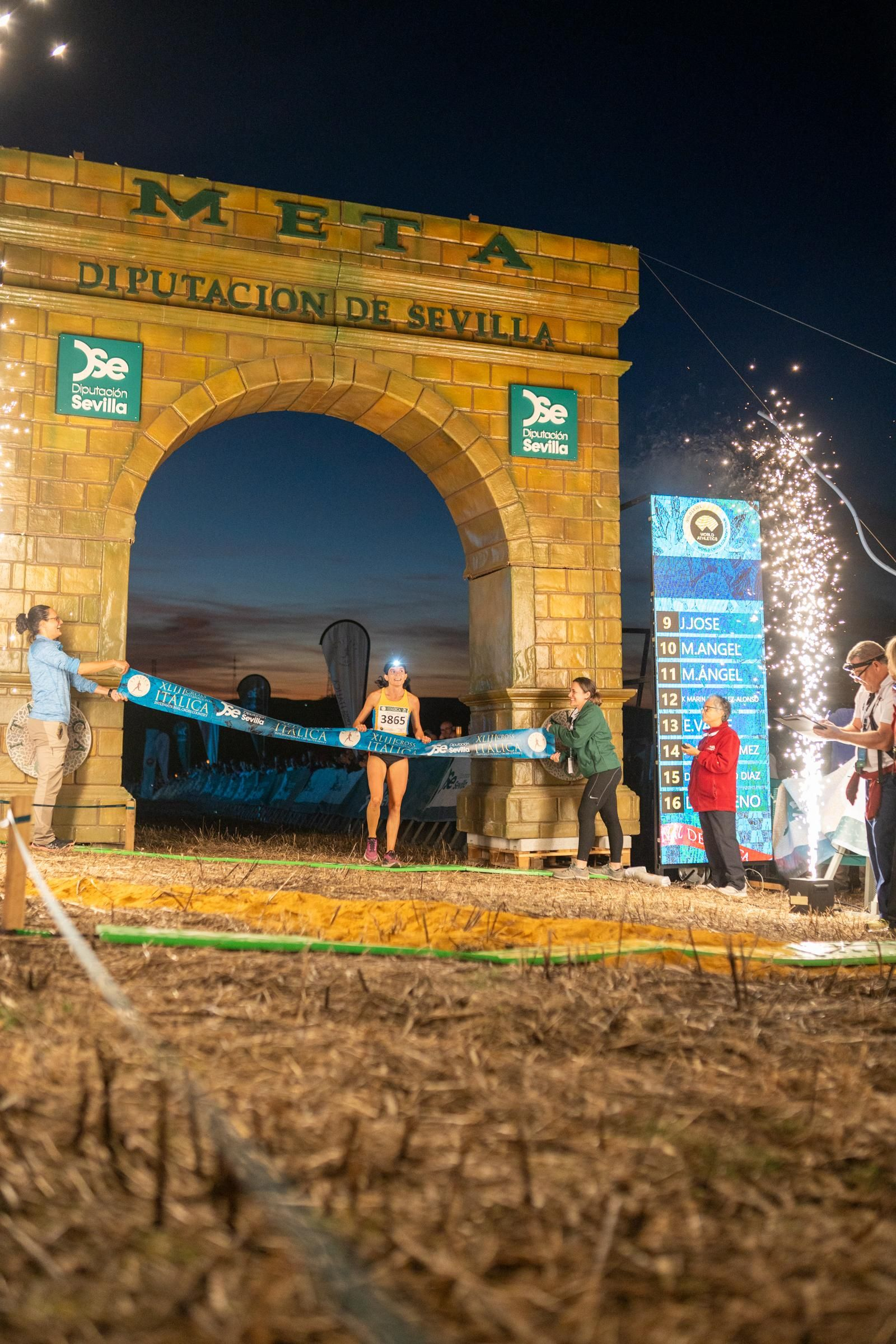 Las fotos de la prueba nocturna del Cross de Itálica