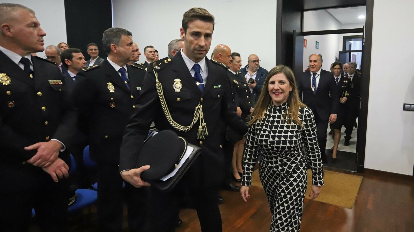 Fotos del acto de entrega de la Medalla de la Mancomunidad a la Policía Nacional