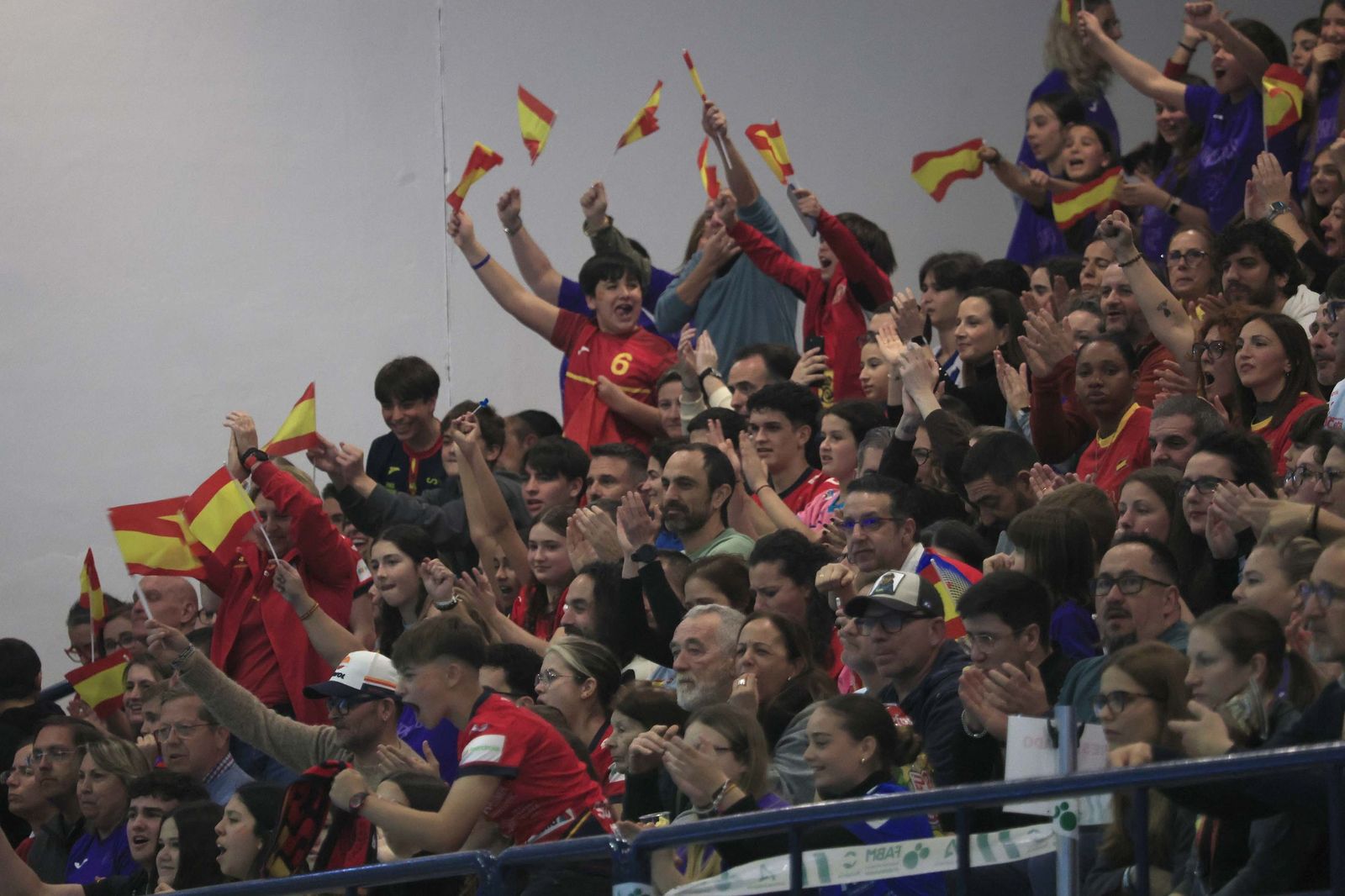 Las fotos del España-Austria del preeuropeo femenino de balonmano, en Algeciras