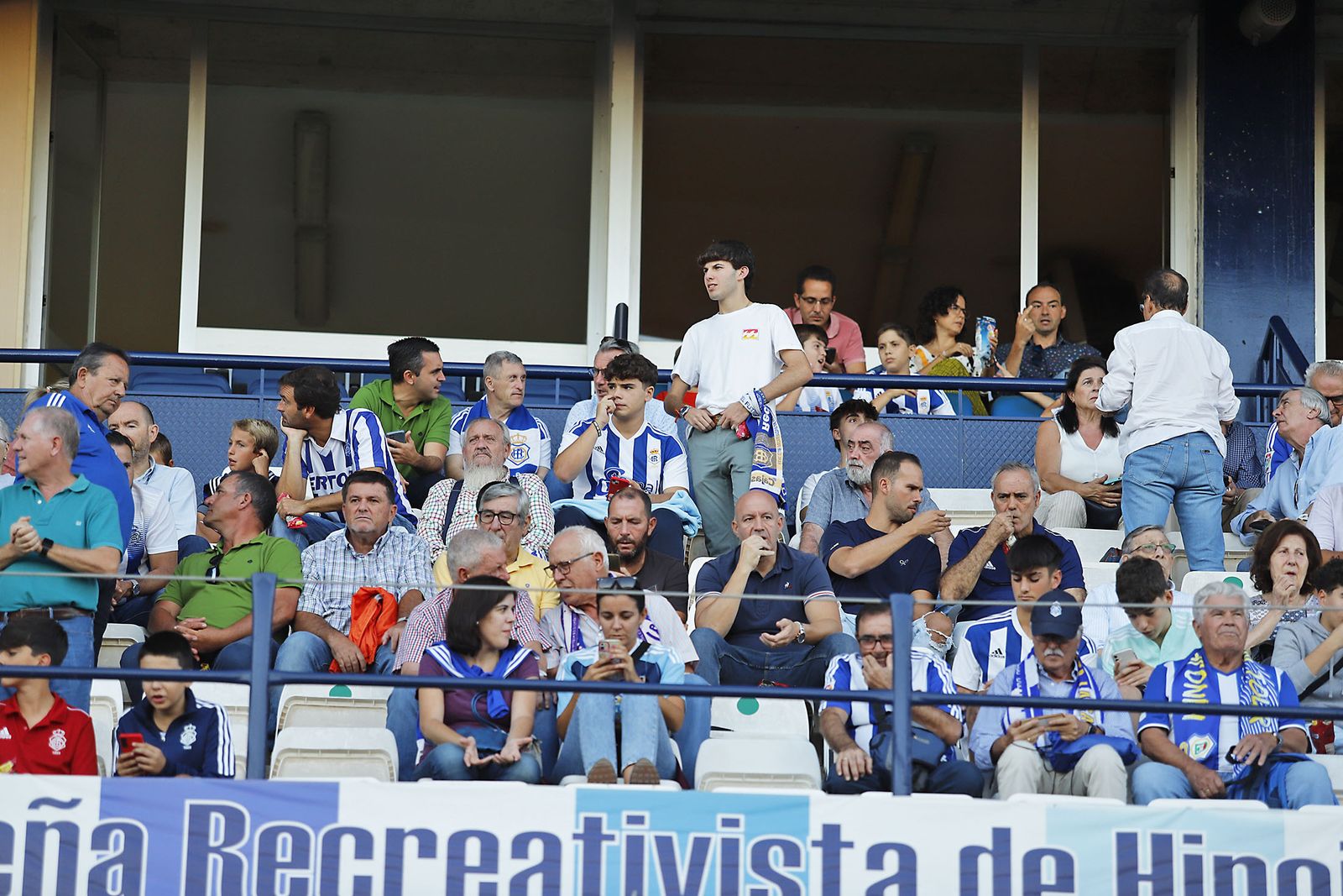 Imágenes del ambiente en el encuentro entre el Recreativo de Huelva y el CD Castellón