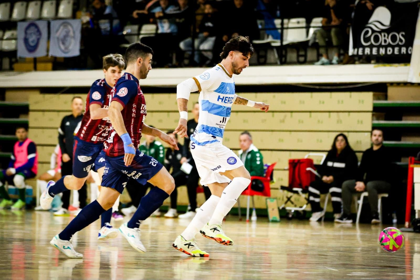 La efectividad de Noia deja fuera de la Copa del Rey al Heredia 21 (0-4)