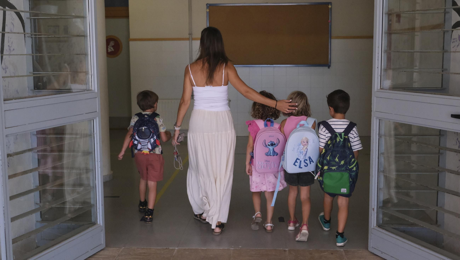 El curso escolar empieza en el Colegio Ginés Morata de Almería, en imágenes