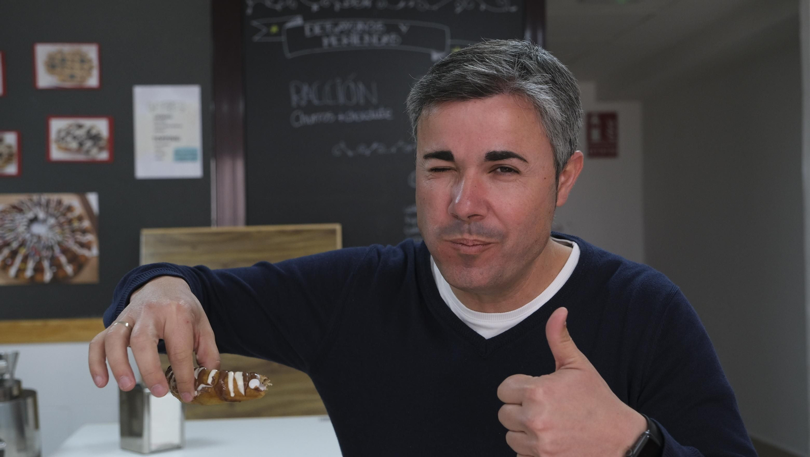 Fotogalería churro-pizza. Churrería Plaza Mayor. Huércal Overa.