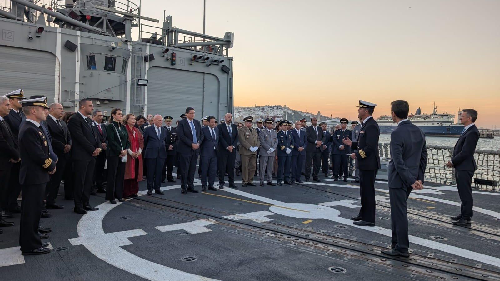 Visita de autoridades a la fragata 'Reina Sofía' durante su escala en Tánger.