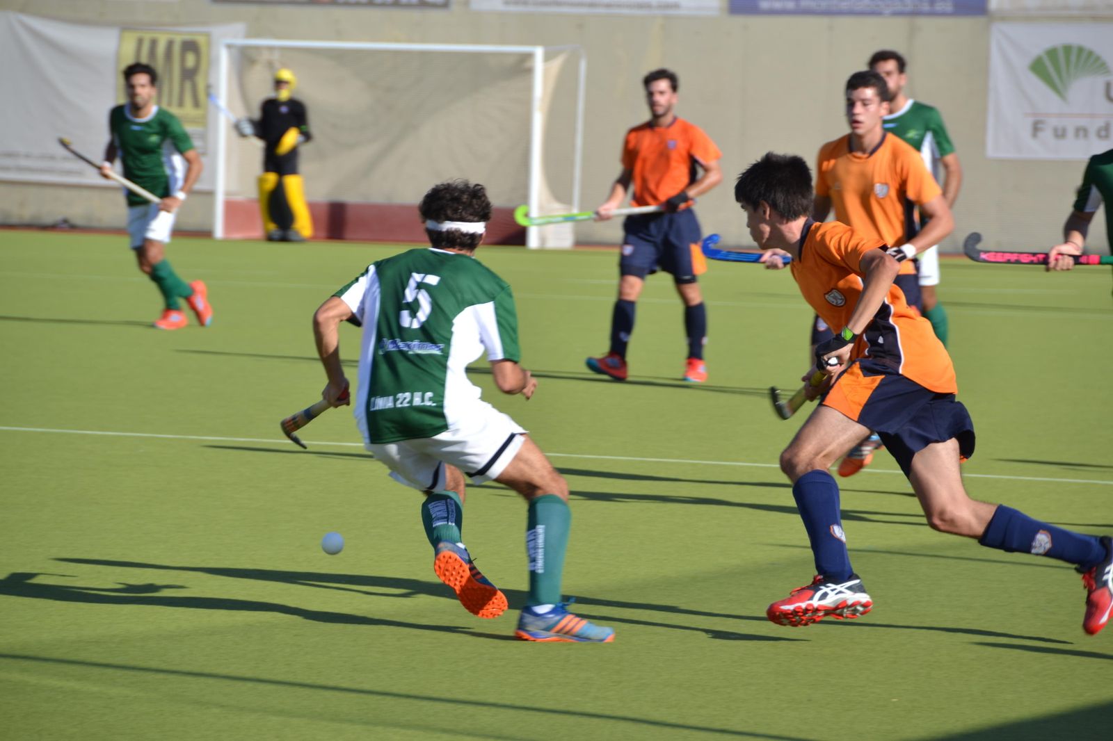 Los naranjas pelearon contra el Linia 22 pero terminaron hincando la rodilla.