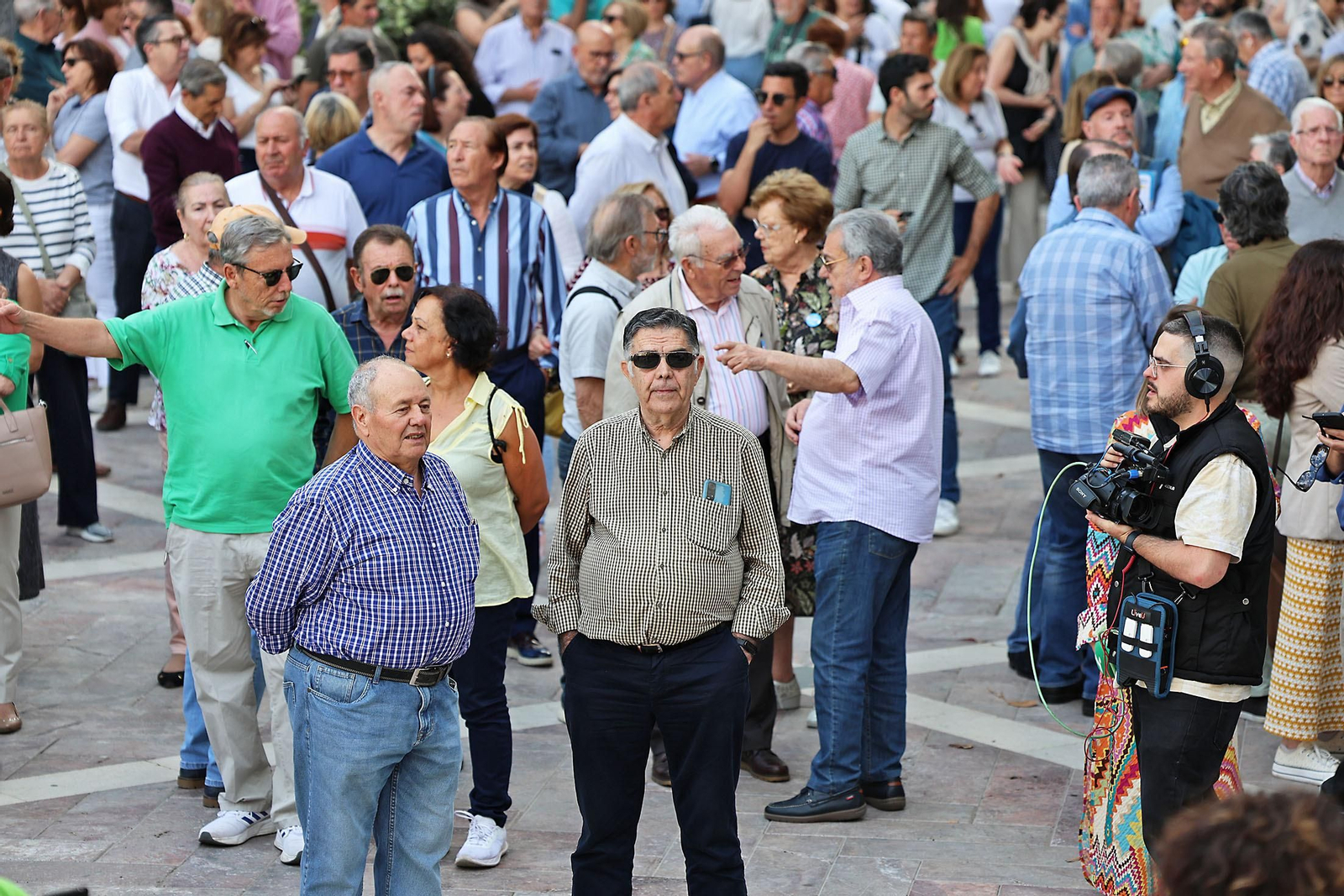 Imágenes de la concentración por las infraestructuras para Huelva