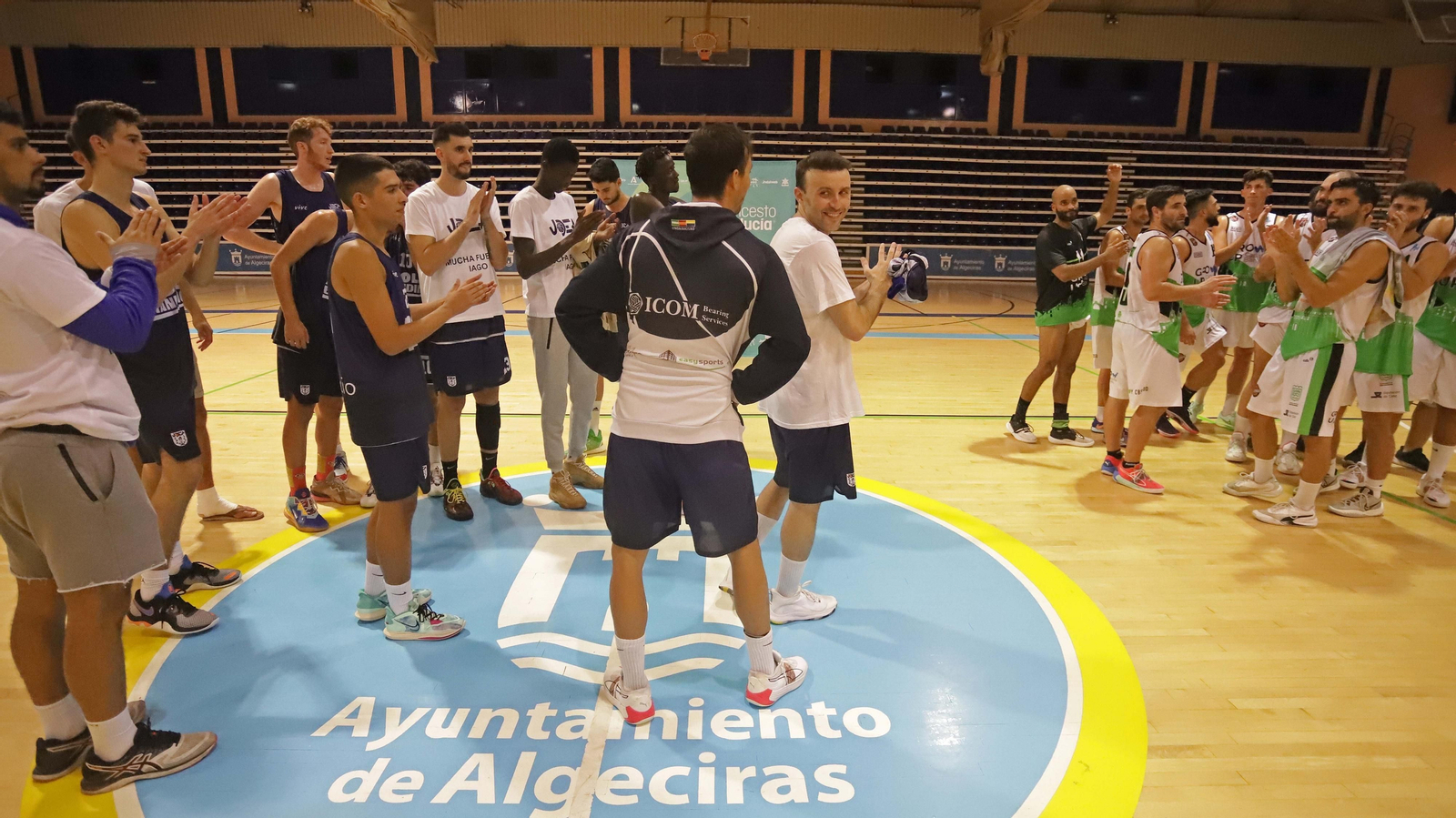 Las mejores fotos de la VI Copa Diputación de baloncesto en Algeciras