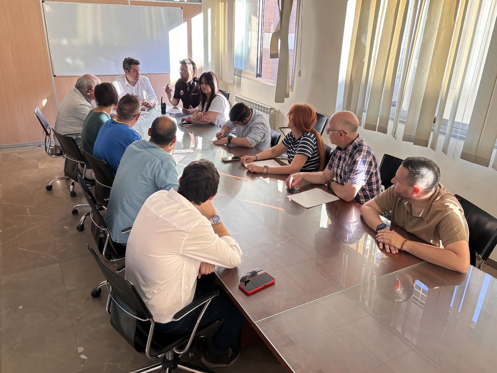 Reunión del Puesto de Mando Temporal en el Ayuntamiento de Maracena.