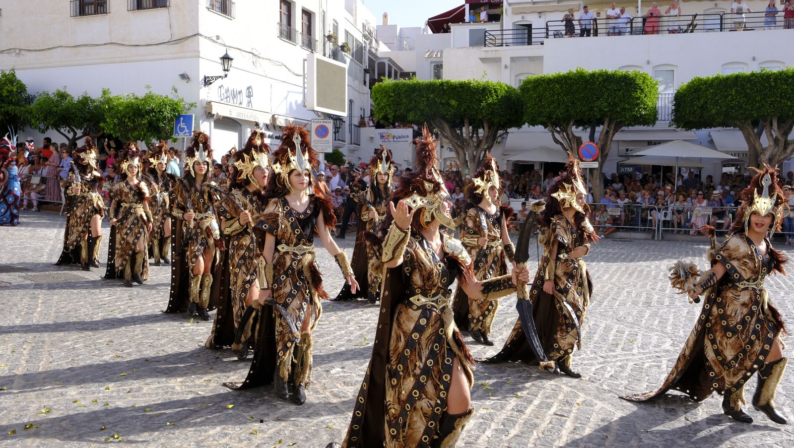 Imágenes del desfile de Moros y Cristianos de Mojácar