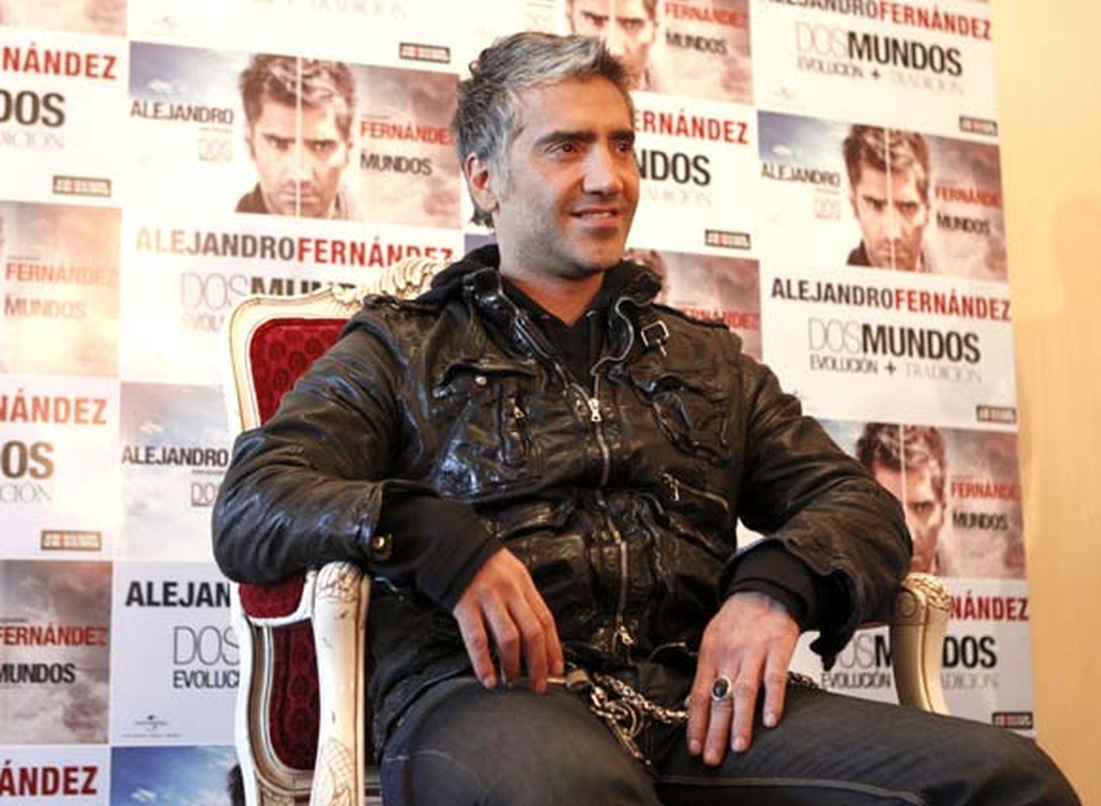 Alejandro Fernández llegará en julio a Cádiz dentro de su tour 'Dos mundos'