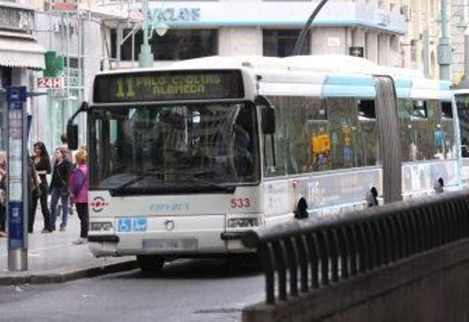 La Junta plantea eliminar parte de las líneas del autobús de más peso