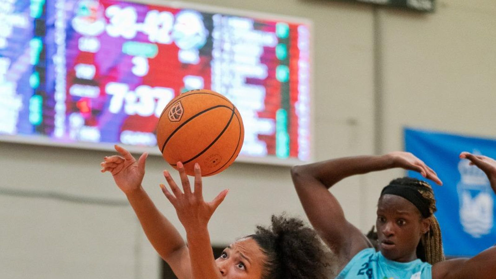 Liga Challenge: ¡Unicaja Mijas-CAB Estepona, final malagueña por el ascenso!