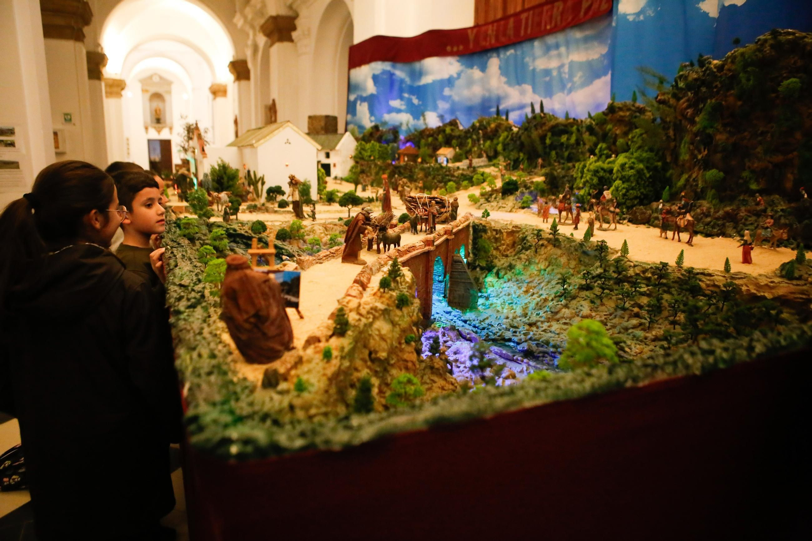 Fotos del belén inspirado en La Polvorilla de Los Barrios