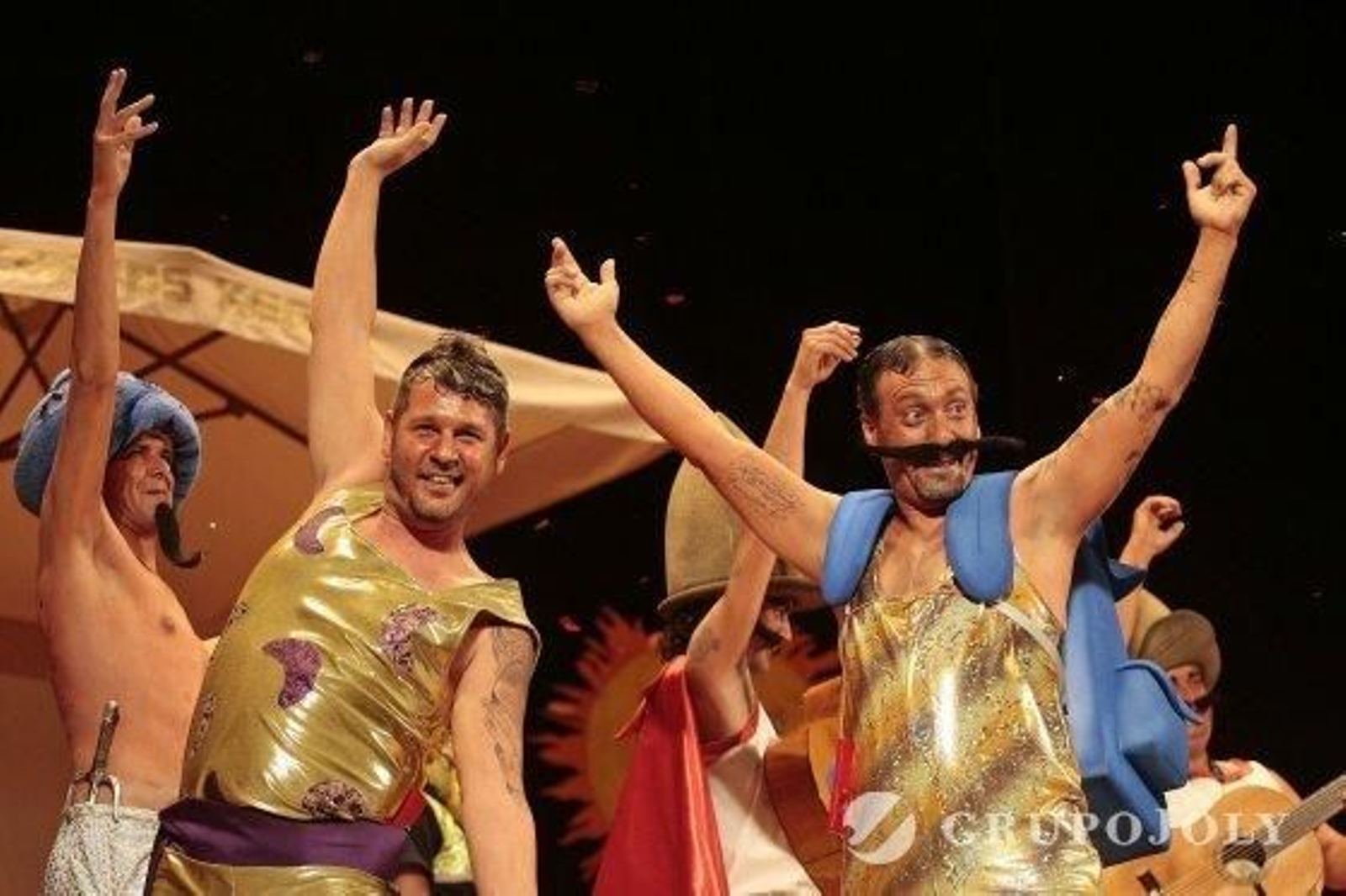 El auténtico circo del sol.   Foto: Fito Carreto · Julio Gonzalez · Lourdes de Vicente