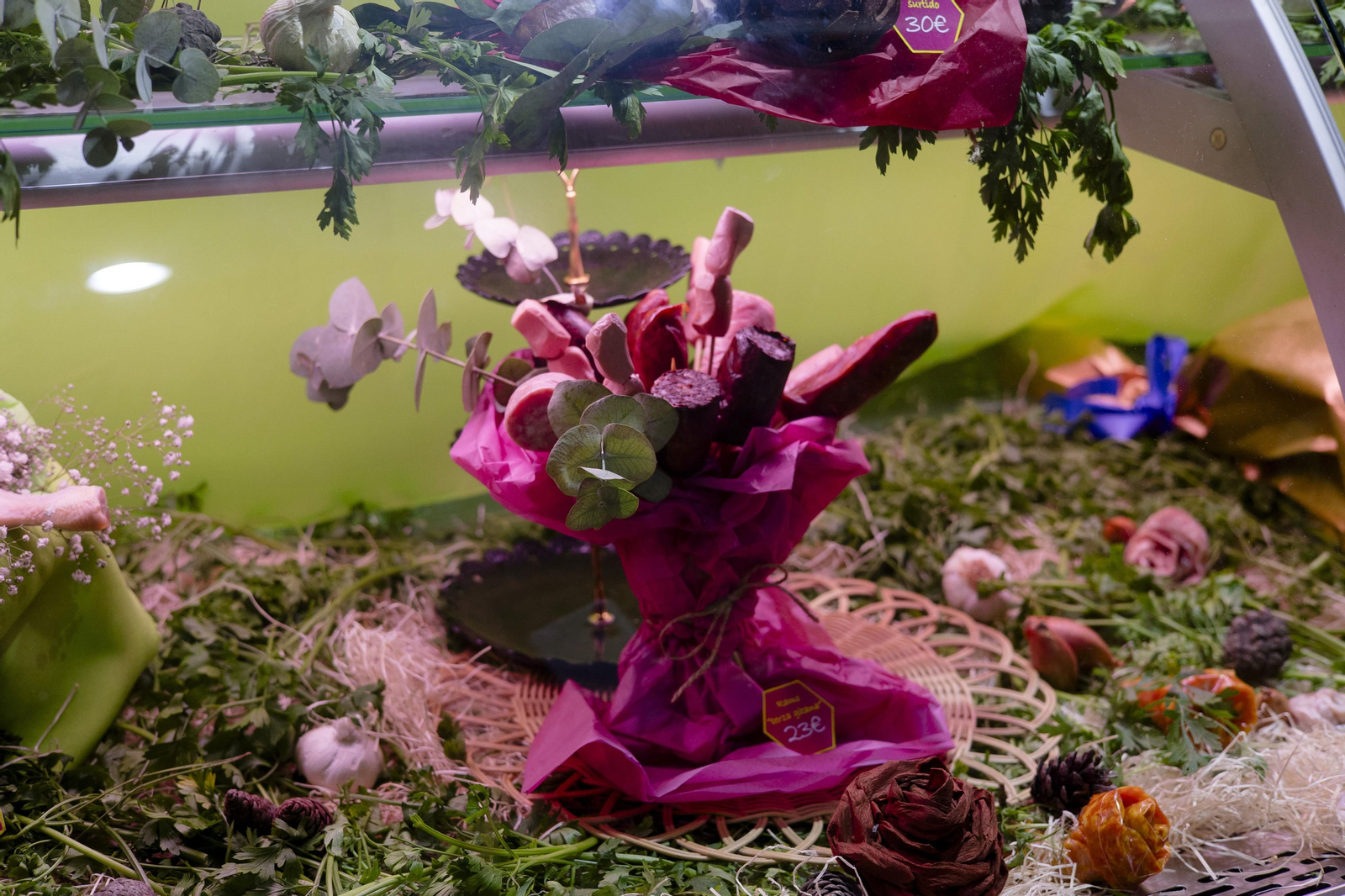 Las imágenes de la fiesta de los Tosantos en el Mercado Central