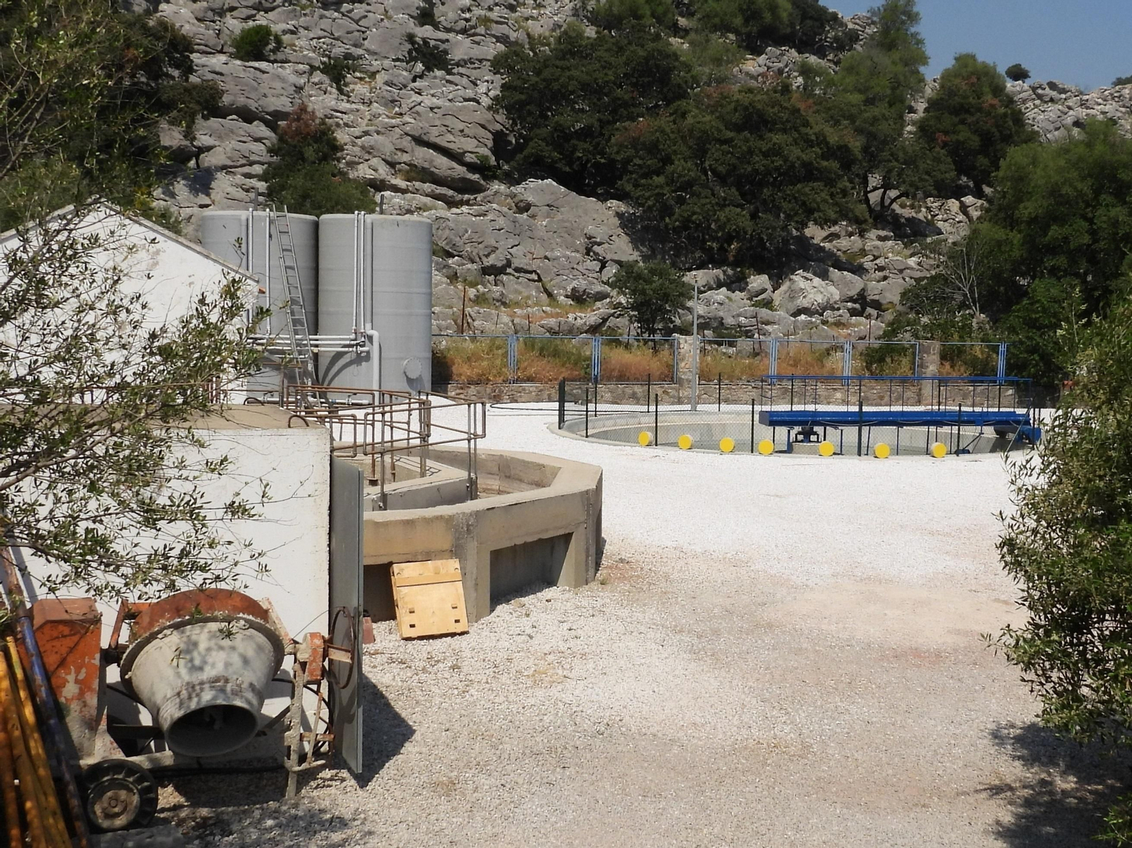 Una vista de la depuradora local.