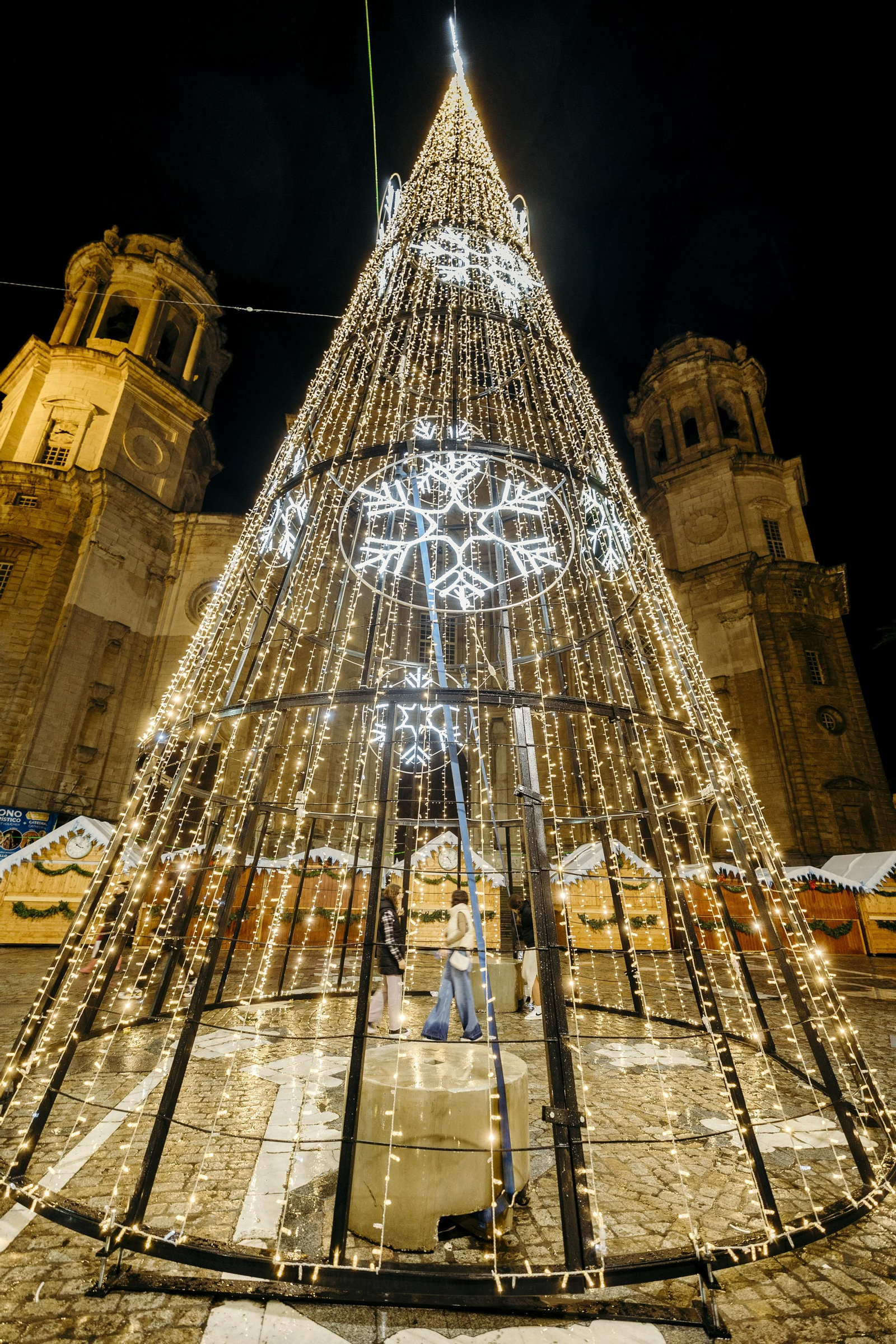 Las imágenes de la inauguración de la iluminación de navidad en Cádiz