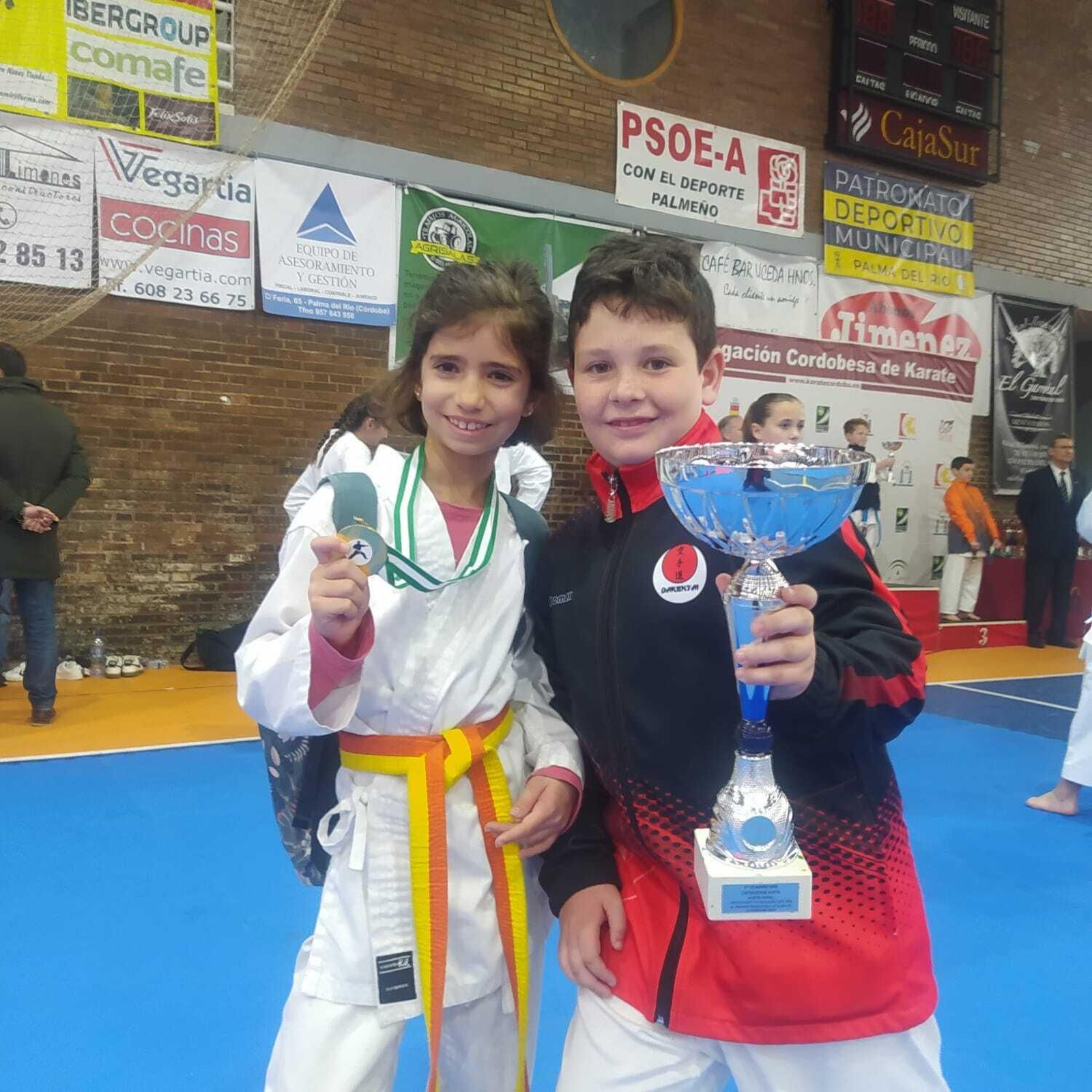 Manuel Muñoz y Lucía Aránega.