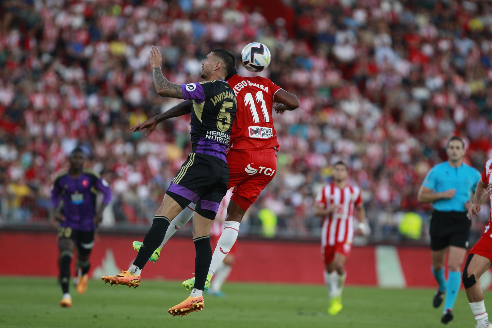 Imágenes del partido U.D. Almería-Real Valladolid C.F.