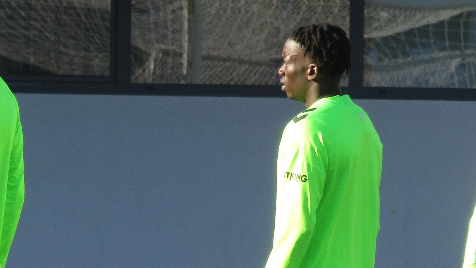 Souleymane Faye, la gran sorpresa en el entrenamiento del Betis este martes