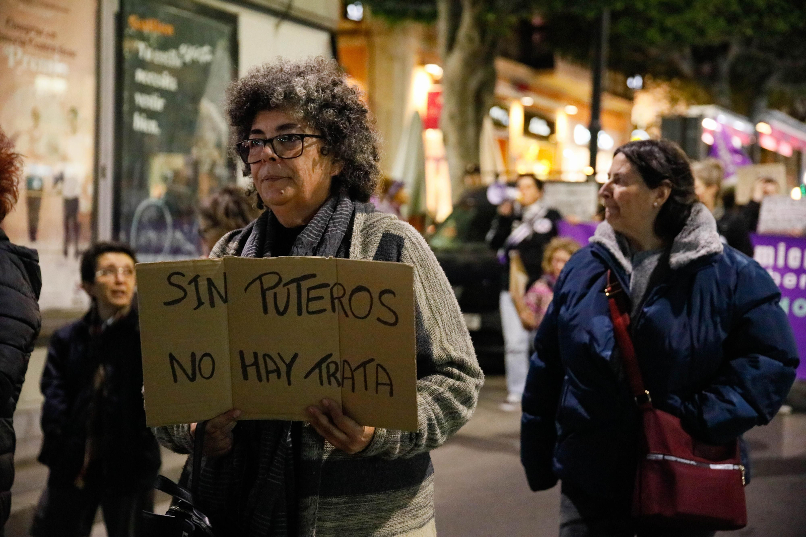 Galería de imágenes por el día de la mujer en Almería
