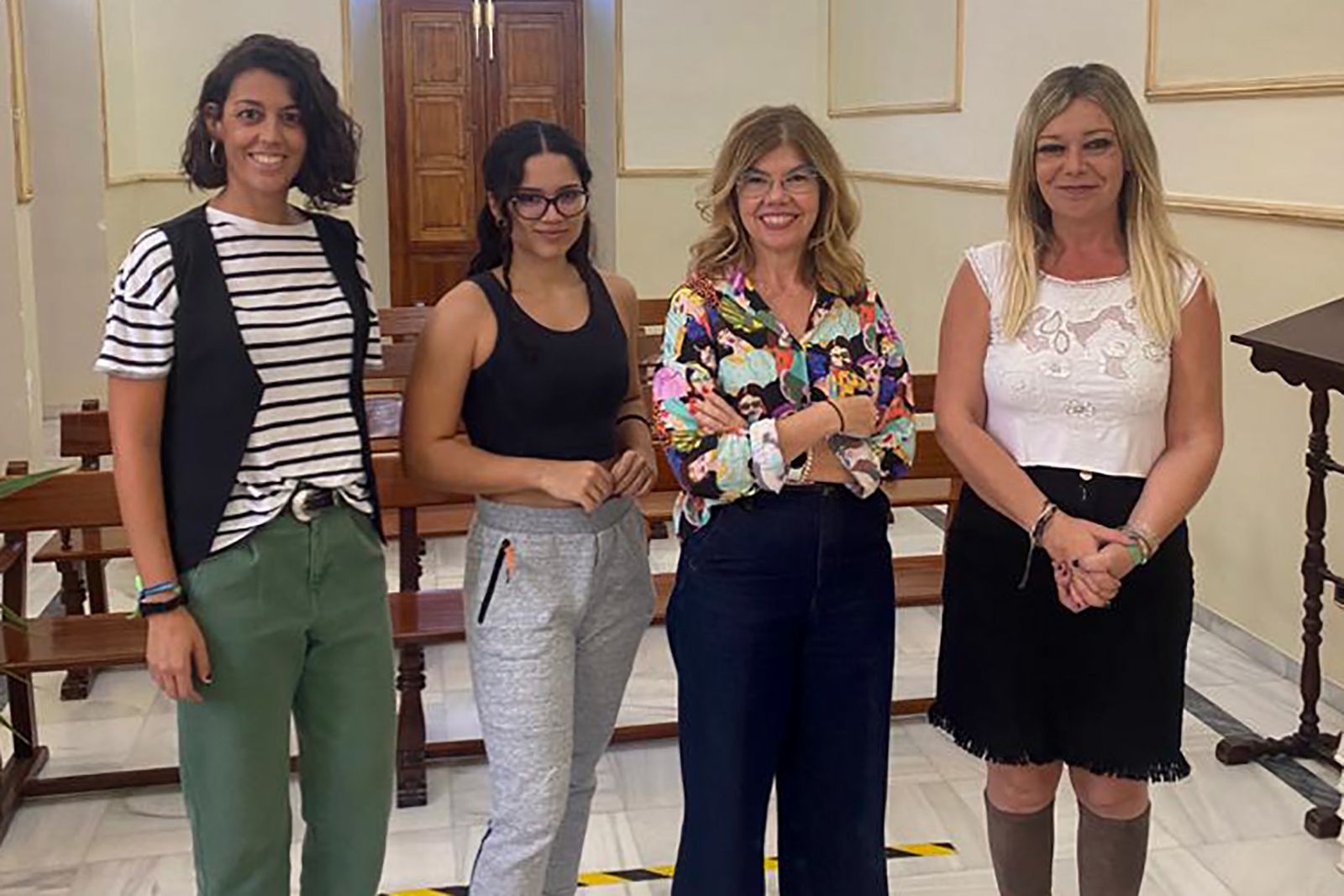 Gloria Piñero, Lola Gil, Rocío Cárdenas, alcaldesa y Penélope Jiménez.