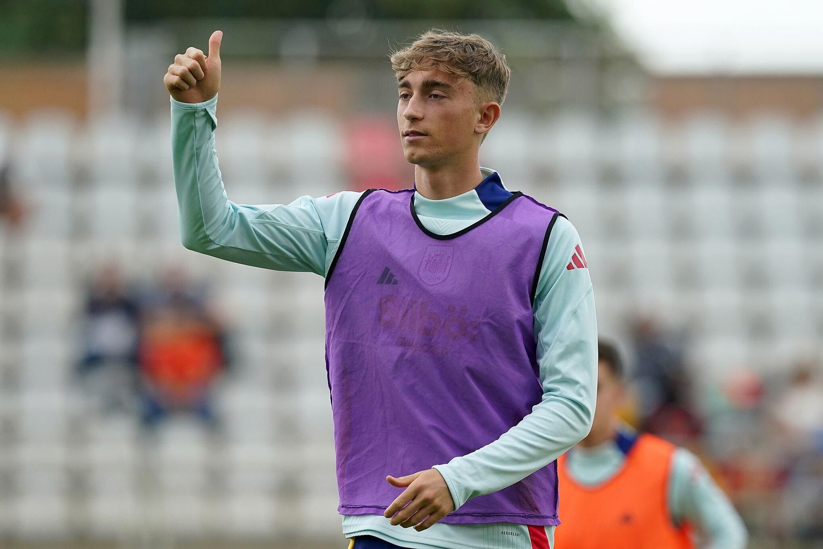 Roberto, debut y gol con España sub 21