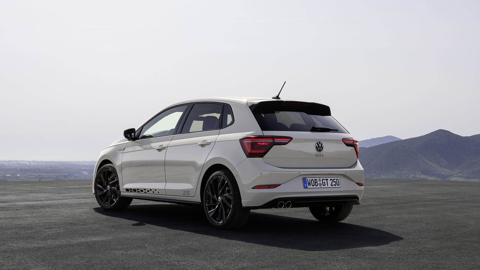 El Polo GTI cumple 25 años y Volkswagen los celebra con esta edición especial de 2.500 unidades.